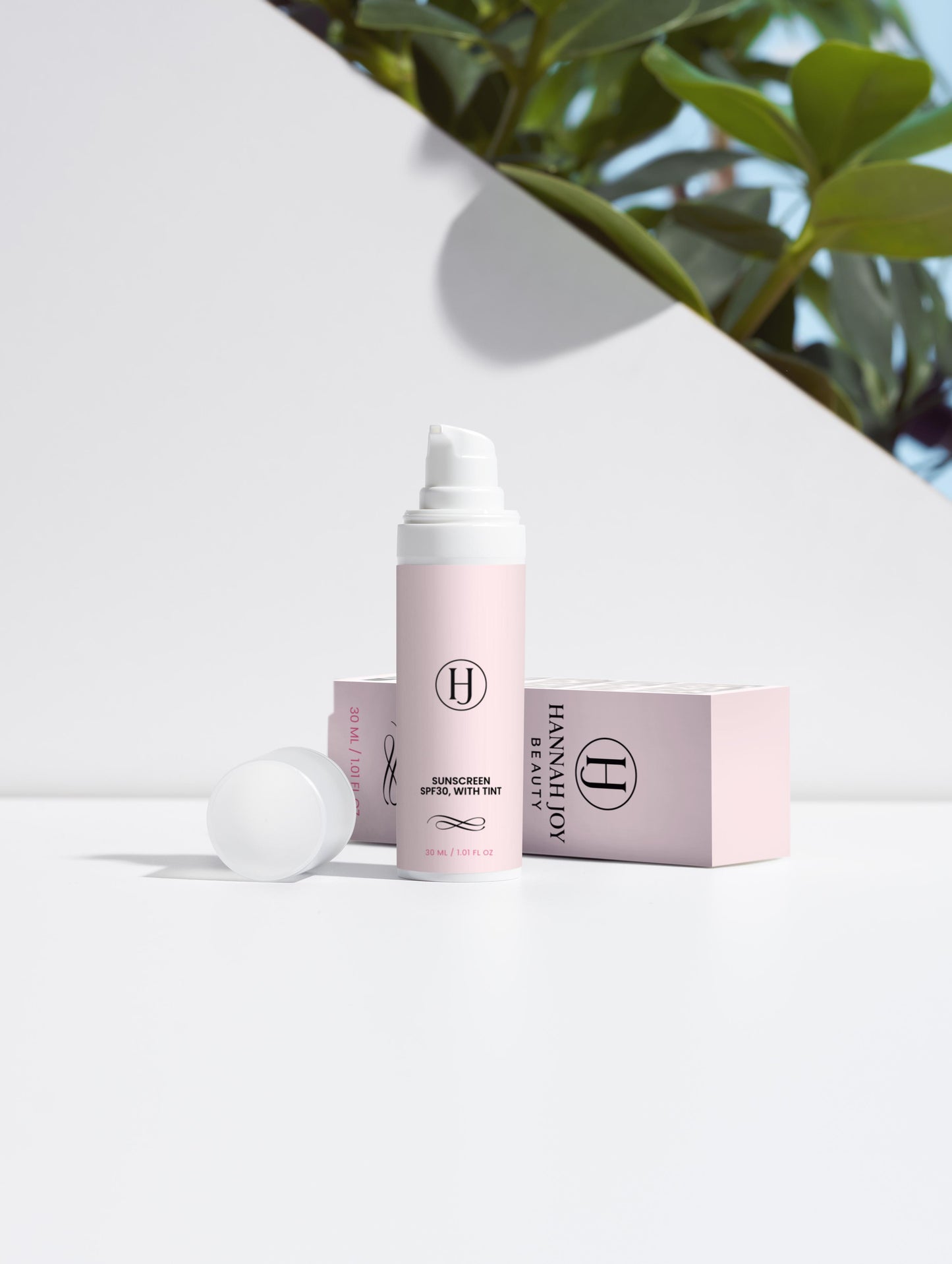Sunscreen SPF30, with tint